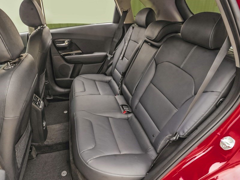 2019 Kia Niro PHEV EX Premium OEM Shot 5