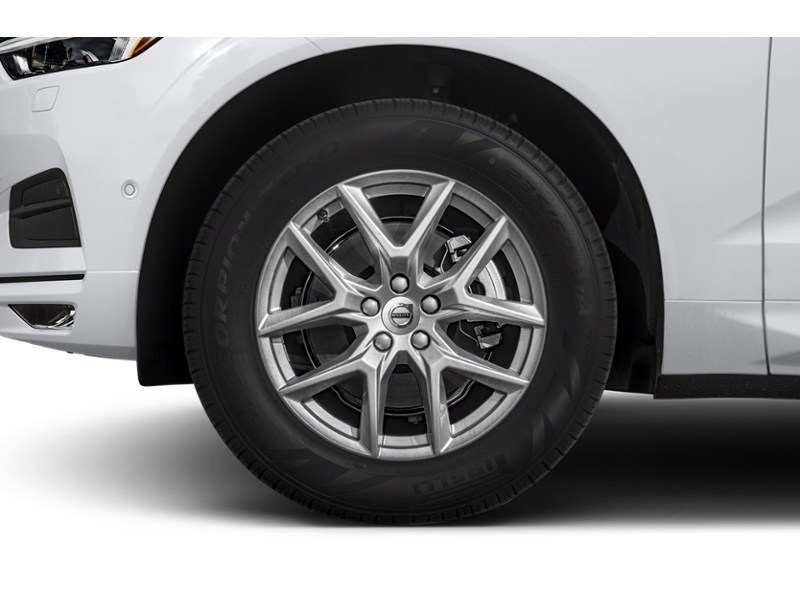 2019 Volvo XC60 T6 Inscription Exterior Shot 5