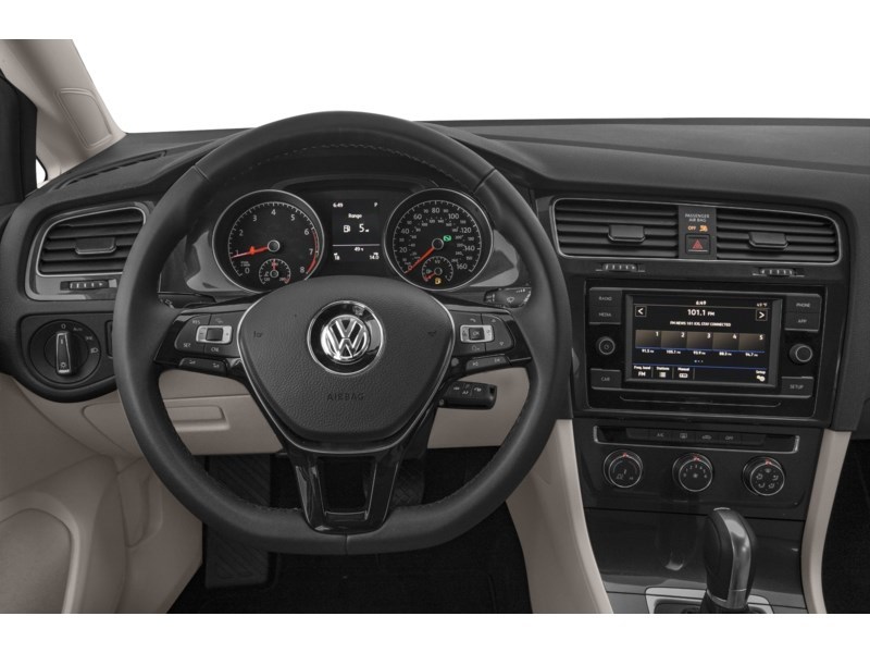2019 Volkswagen Golf 1.4 TSI Comfortline (A8) Interior Shot 3