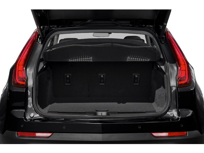 2021 Cadillac XT4 Premium Luxury Exterior Shot 4
