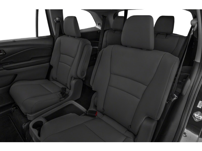 2020 Honda Pilot Touring 7P Interior Shot 5