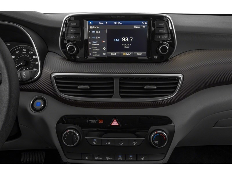 2021 Hyundai Tucson Preferred Interior Shot 2