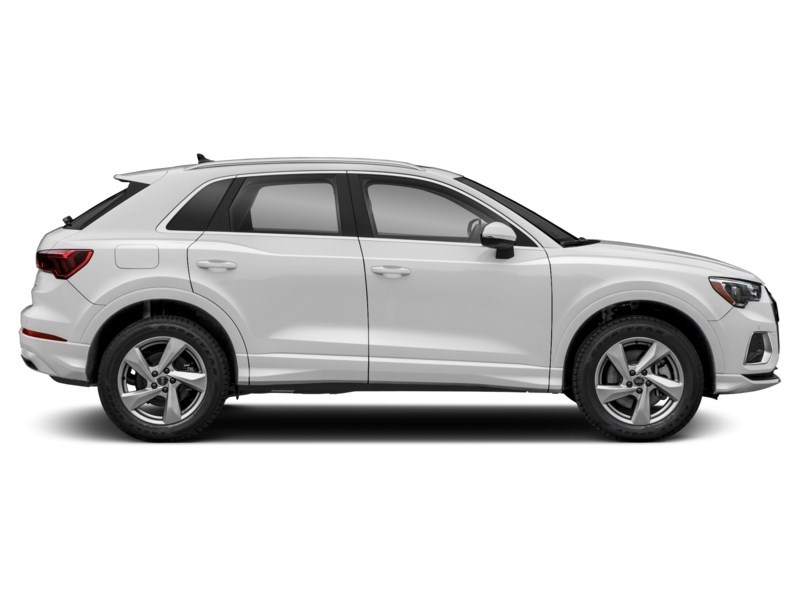 2019 Audi Q3 2.0T Technik Exterior Shot 10