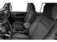 2018 Jeep Wrangler Unlimited Sahara Interior Shot 4