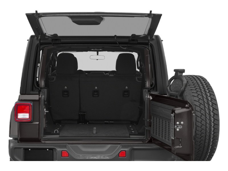 2018 Jeep Wrangler Unlimited Sahara Exterior Shot 4
