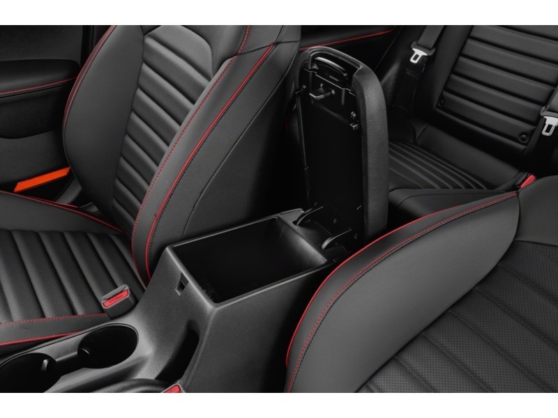 2021 Kia Forte GT Limited Interior Shot 7