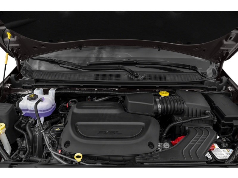 2022 Chrysler Pacifica Touring L Exterior Shot 3