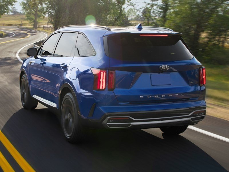 2021 Kia Sorento 2.5L LX+ OEM Shot 2