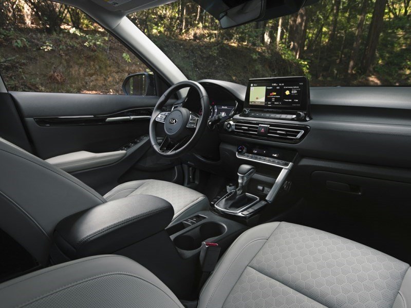 2021 Kia Seltos SX Turbo OEM Shot 4