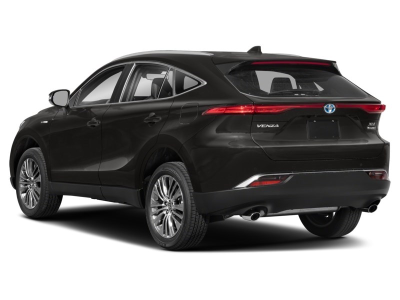2022 Toyota Venza XLE Exterior Shot 9