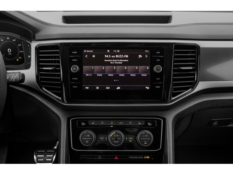 2022 Volkswagen Atlas 3.6 FSI Execline Interior Shot 2