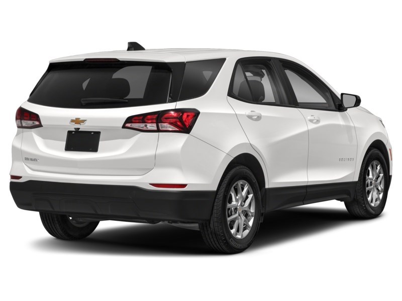2023 Chevrolet Equinox LT Exterior Shot 2