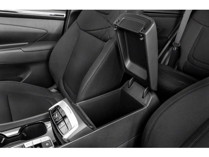 2022 Hyundai Tucson Preferred Interior Shot 6