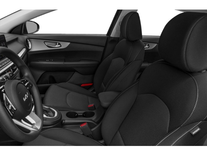 2023 Kia Forte LX Interior Shot 4