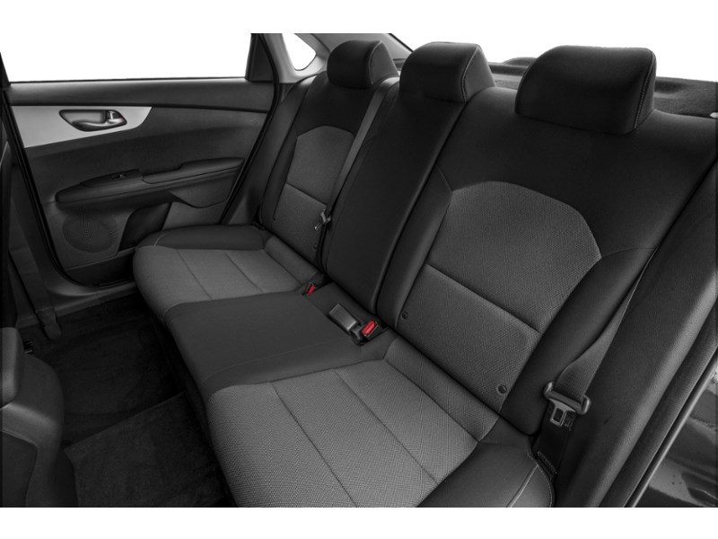 2023 Kia Forte LX Interior Shot 5