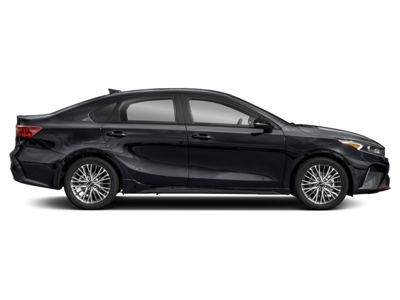 2022 Kia Forte GT-Line Exterior Shot 10