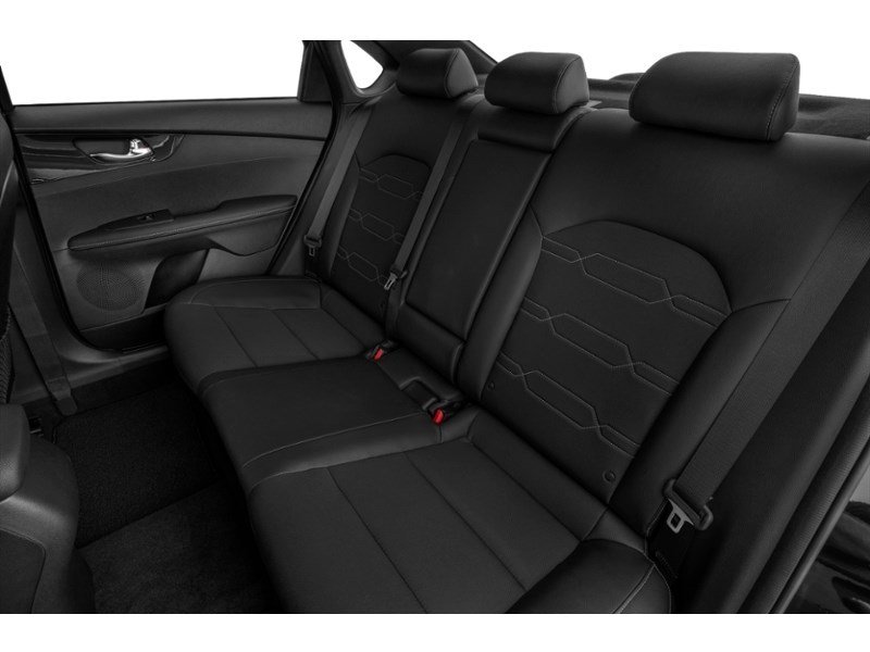 2022 Kia Forte EX Interior Shot 5