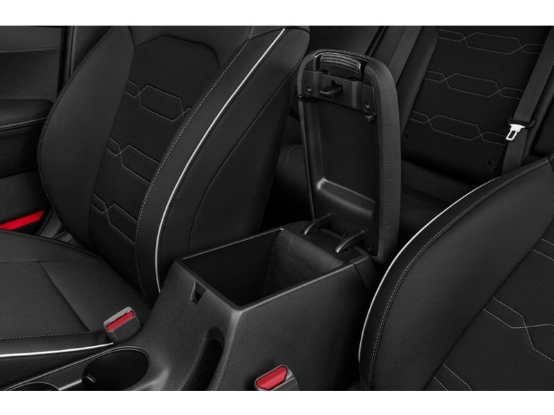 2022 Kia Forte EX Interior Shot 7