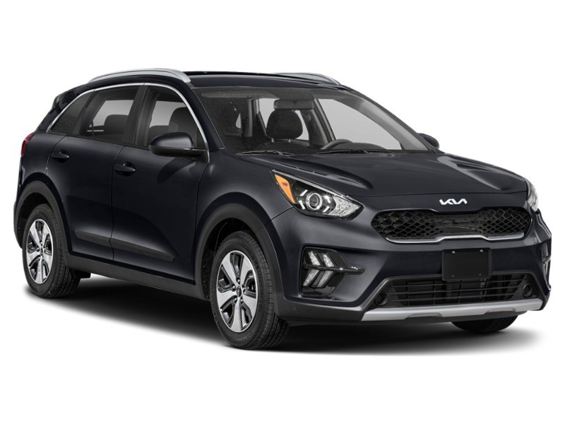 2022 Kia Niro SX Touring Exterior Shot 8