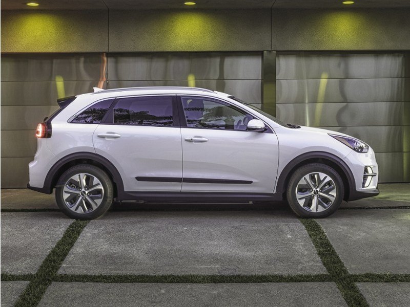 2022 Kia Niro EV EX OEM Shot 3