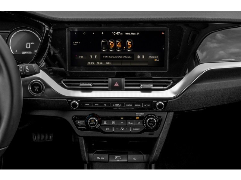 2022 Kia Niro EV SX Touring Interior Shot 2