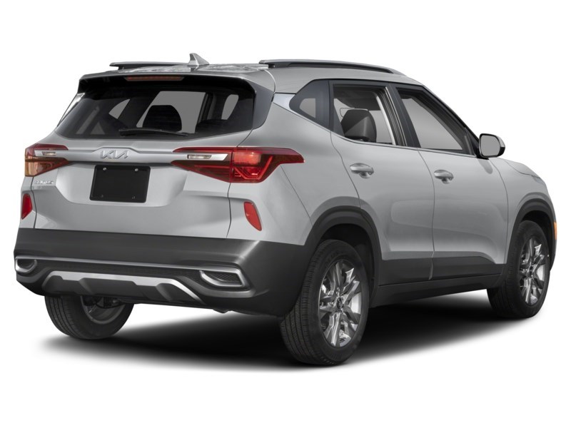 2023 Kia Seltos EX Exterior Shot 2