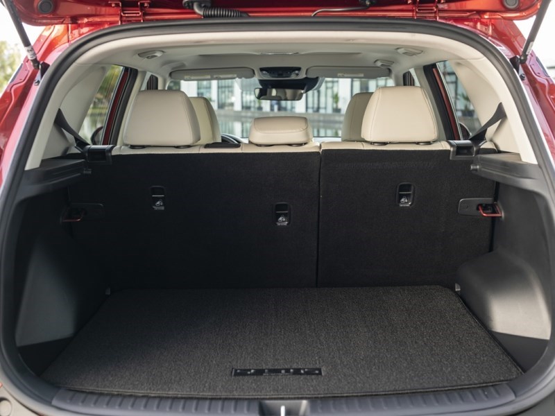 2022 Kia Seltos LX OEM Shot 6