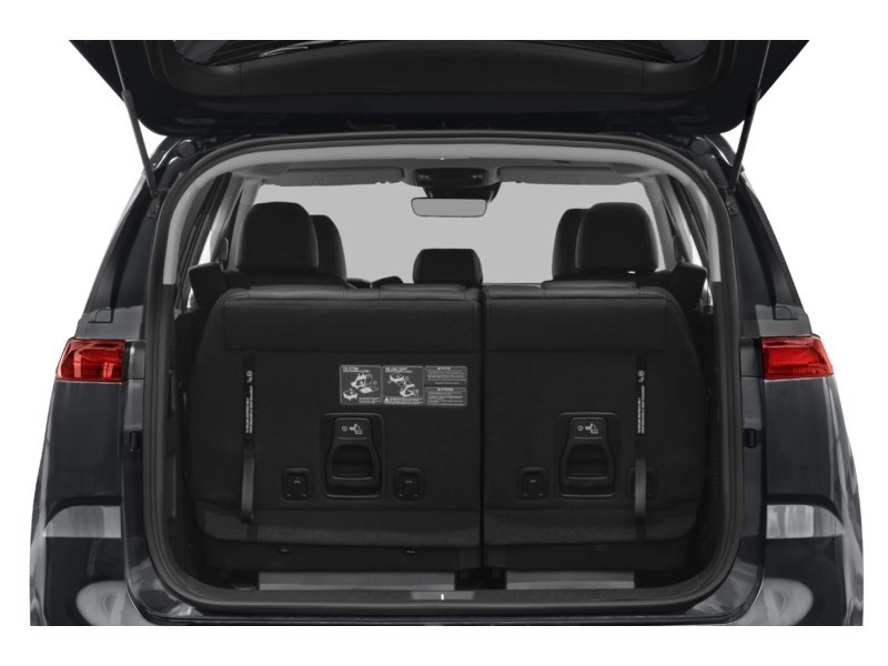 2022 Kia Carnival LX Exterior Shot 4