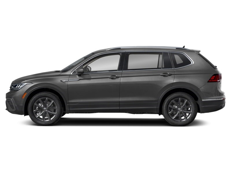 2022 Volkswagen Tiguan Comfortline Exterior Shot 6