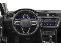 2022 Volkswagen Tiguan Comfortline Interior Shot 3