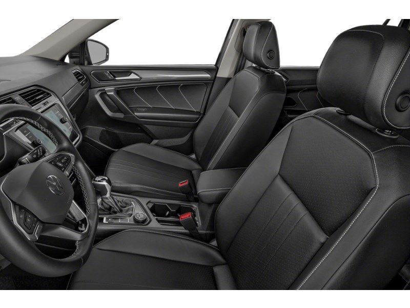 2024 Volkswagen Tiguan Comfortline Interior Shot 4