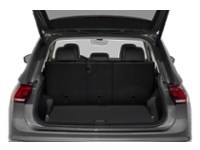 2024 Volkswagen Tiguan Comfortline Exterior Shot 4