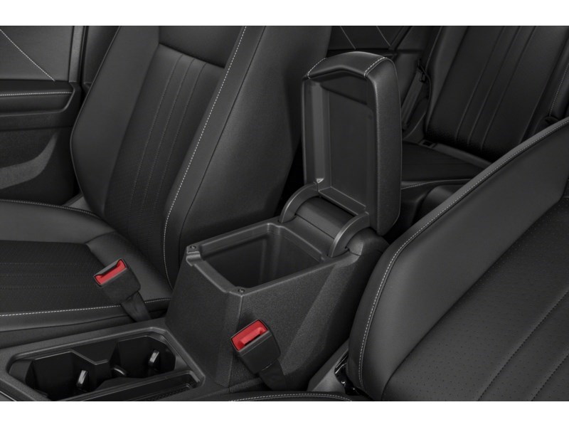 2022 Volkswagen Tiguan Comfortline Interior Shot 7