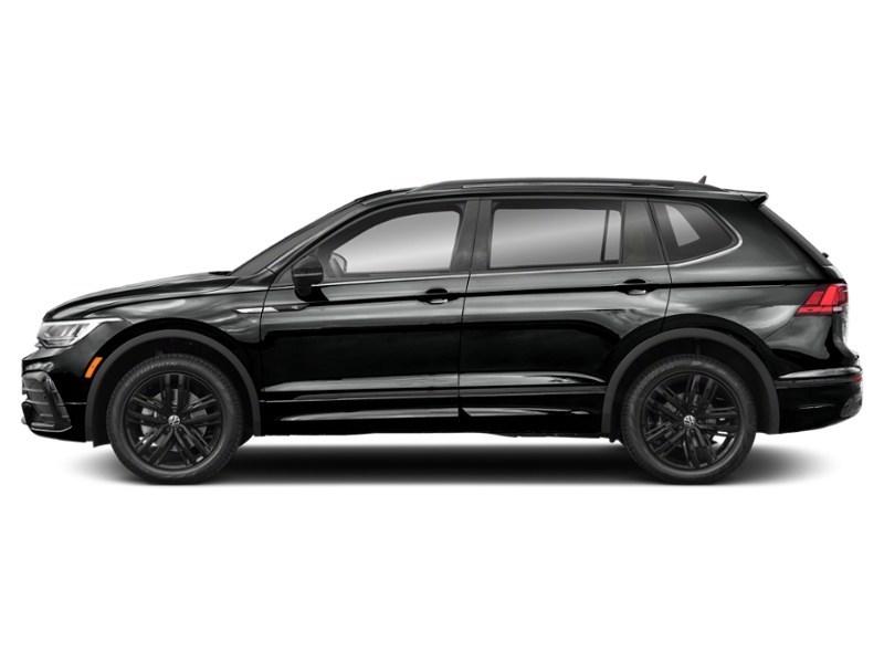 2024 Volkswagen Tiguan Comfortline R-Line Black Edition Exterior Shot 6