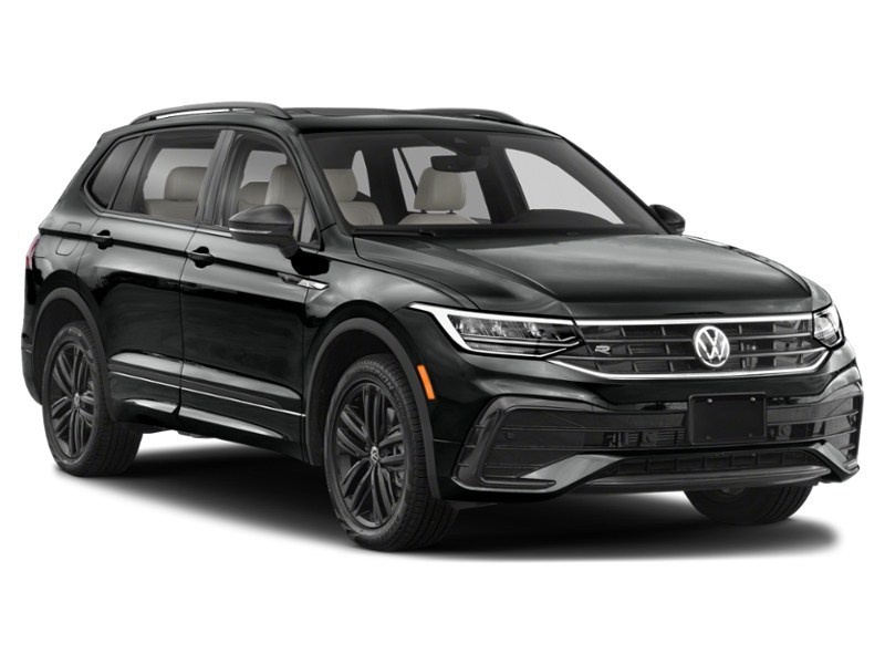 2024 Volkswagen Tiguan Comfortline R-Line Black Edition Exterior Shot 8