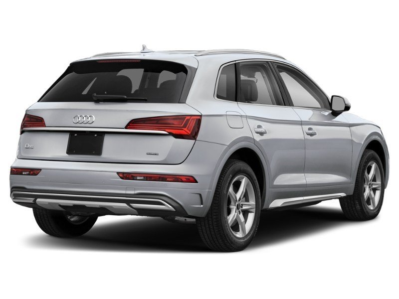 2024 Audi Q5 45 Komfort Exterior Shot 2