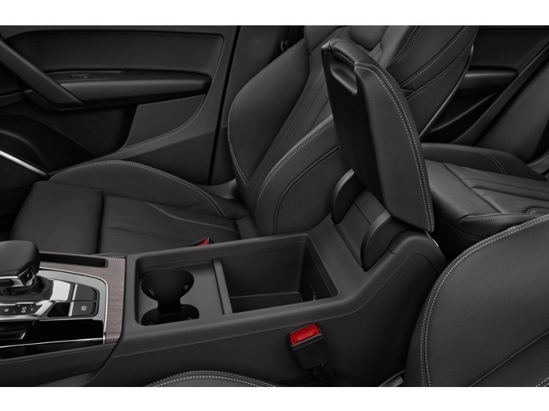 2024 Audi Q5 45 Komfort Interior Shot 7