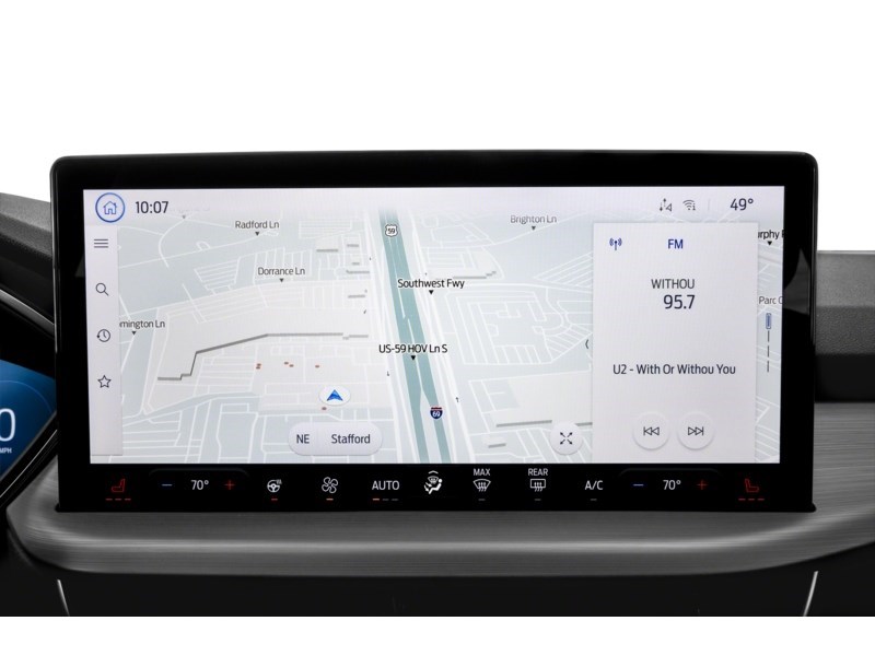 2023 Ford Escape Platinum Interior Shot 8