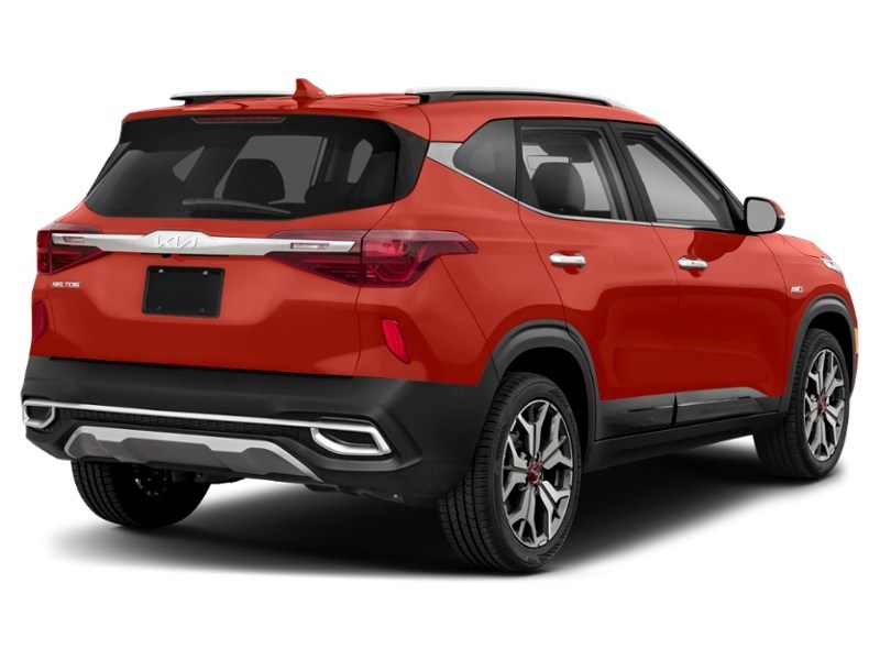 2023 Kia Seltos SX Turbo w/Black Interior Exterior Shot 2