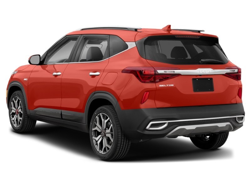 2023 Kia Seltos SX Turbo w/Black Interior Exterior Shot 9