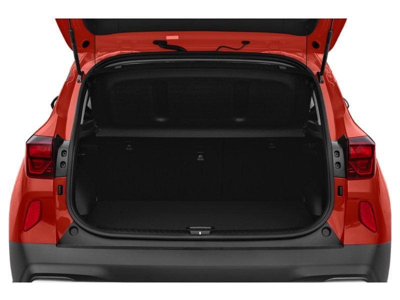2023 Kia Seltos SX Turbo w/Black Interior Exterior Shot 4