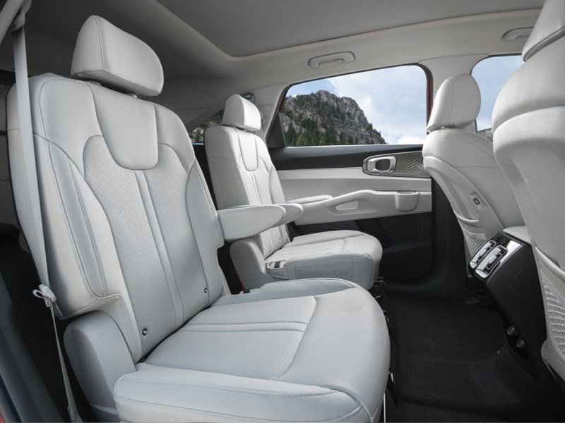 2023 Kia Sorento HEV EX OEM Shot 6