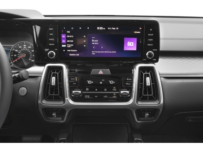2023 Kia Sorento HEV LX Interior Shot 2