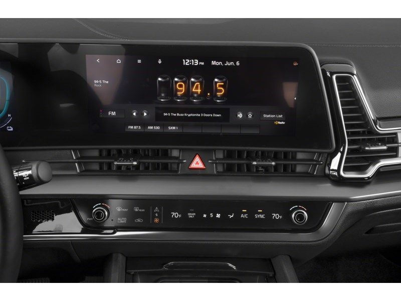 2023 Kia Sportage HEV EX Interior Shot 2