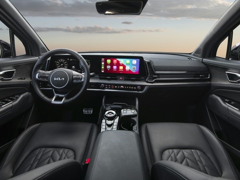 2023 Kia Sportage PHEV SX w/Red Interior OEM Shot 4