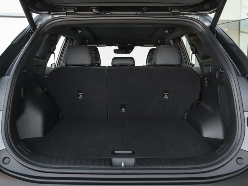 2023 Kia Sportage PHEV SX w/Red Interior OEM Shot 6