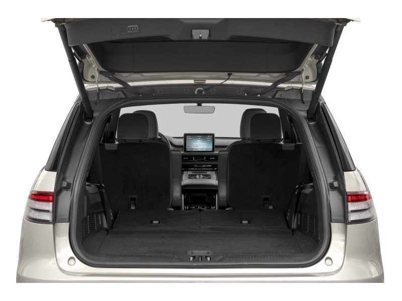 2023 Lincoln Aviator Reserve Exterior Shot 4