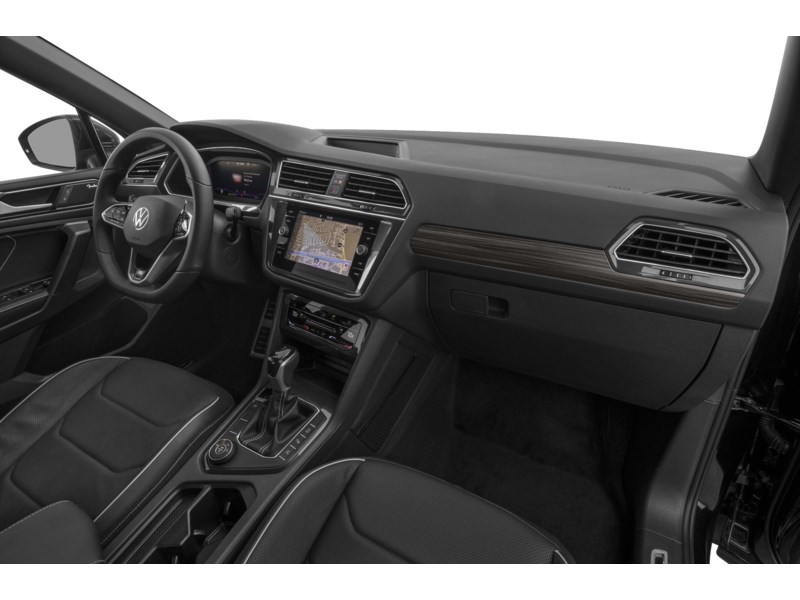 2024 Volkswagen Tiguan Highline R-Line Interior Shot 1