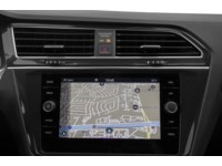 2024 Volkswagen Tiguan Highline R-Line Interior Shot 8