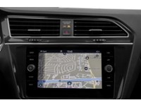 2022 Volkswagen Tiguan Highline R-Line Interior Shot 8